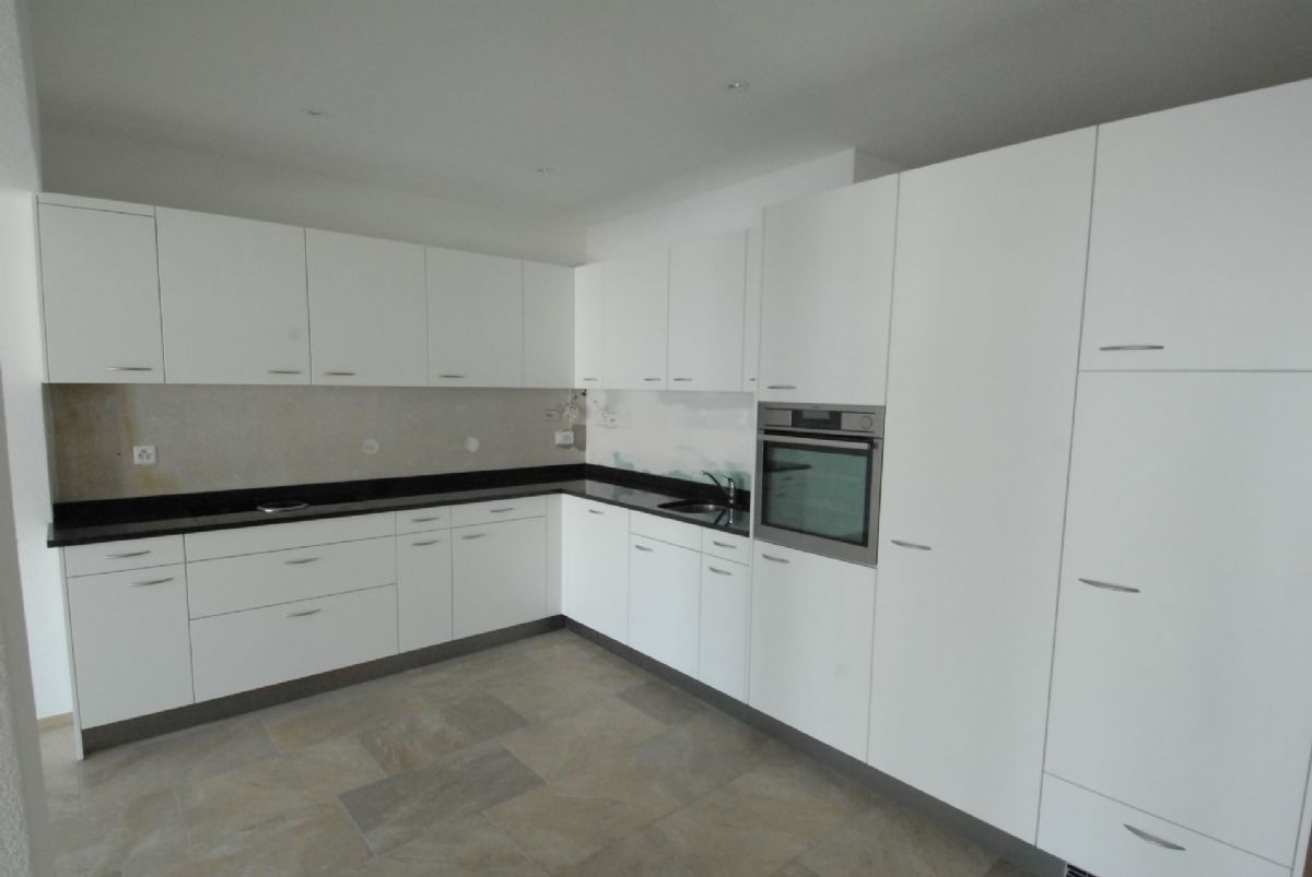 Ideale Pendler-Wohnung! Nähe Stadtzentrum, Einkauf und ÖV. - Livo AG